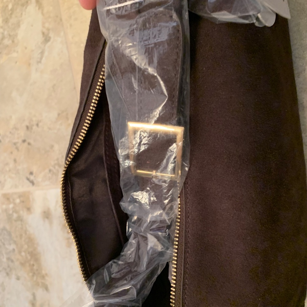 NEW Moda Luxe Maple Suede Hobo handbag leather chocolate NWT - Picture 5 of 9